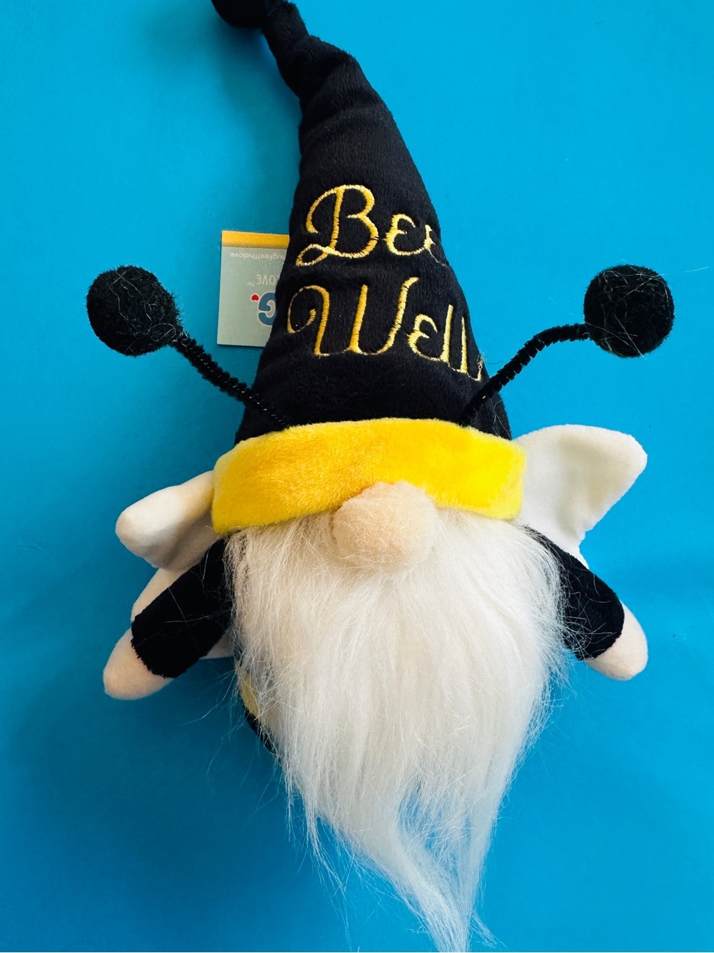 Hug Feel The Love Bee Well Plush Gnome NWT Uplifting Bee Gnome Wishes 9”
